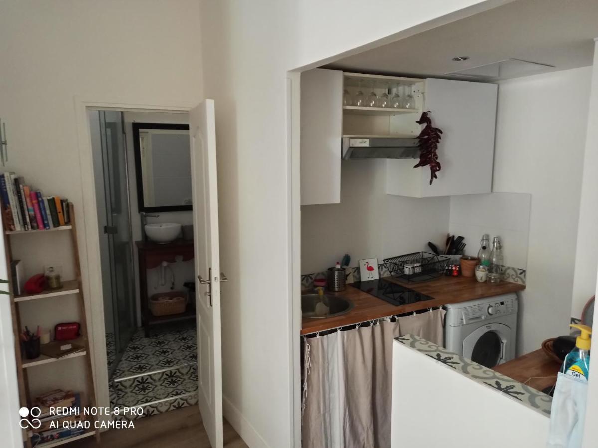 Joli appartement niçois en bord de mer Nice Exterior foto