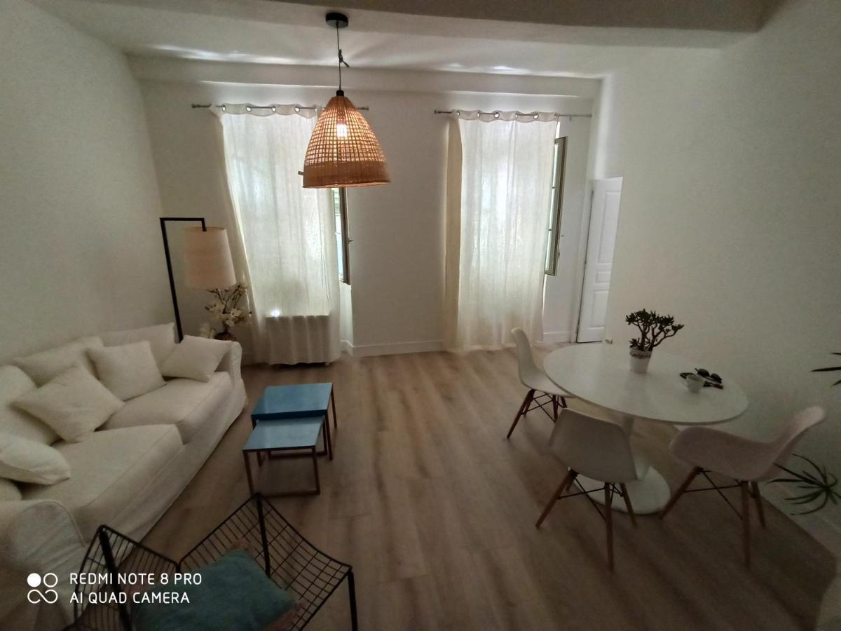 Joli appartement niçois en bord de mer Nice Exterior foto
